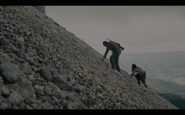 Dragoste 1. Câine-film still