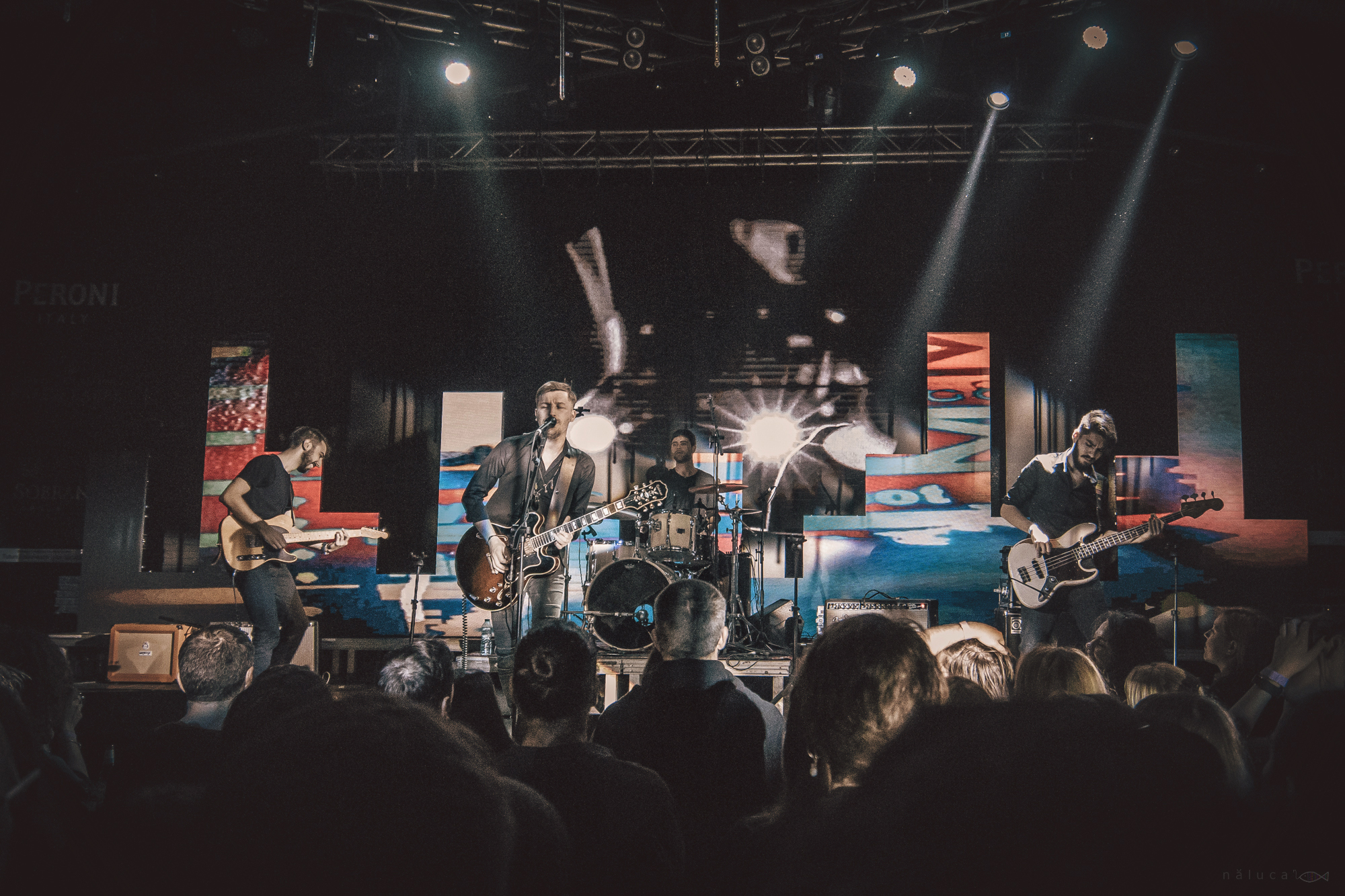 the mono jacks live by Naluca