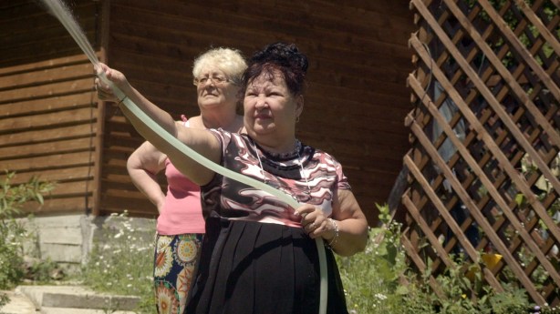 2Casa cu papusi, credit photo microFILM